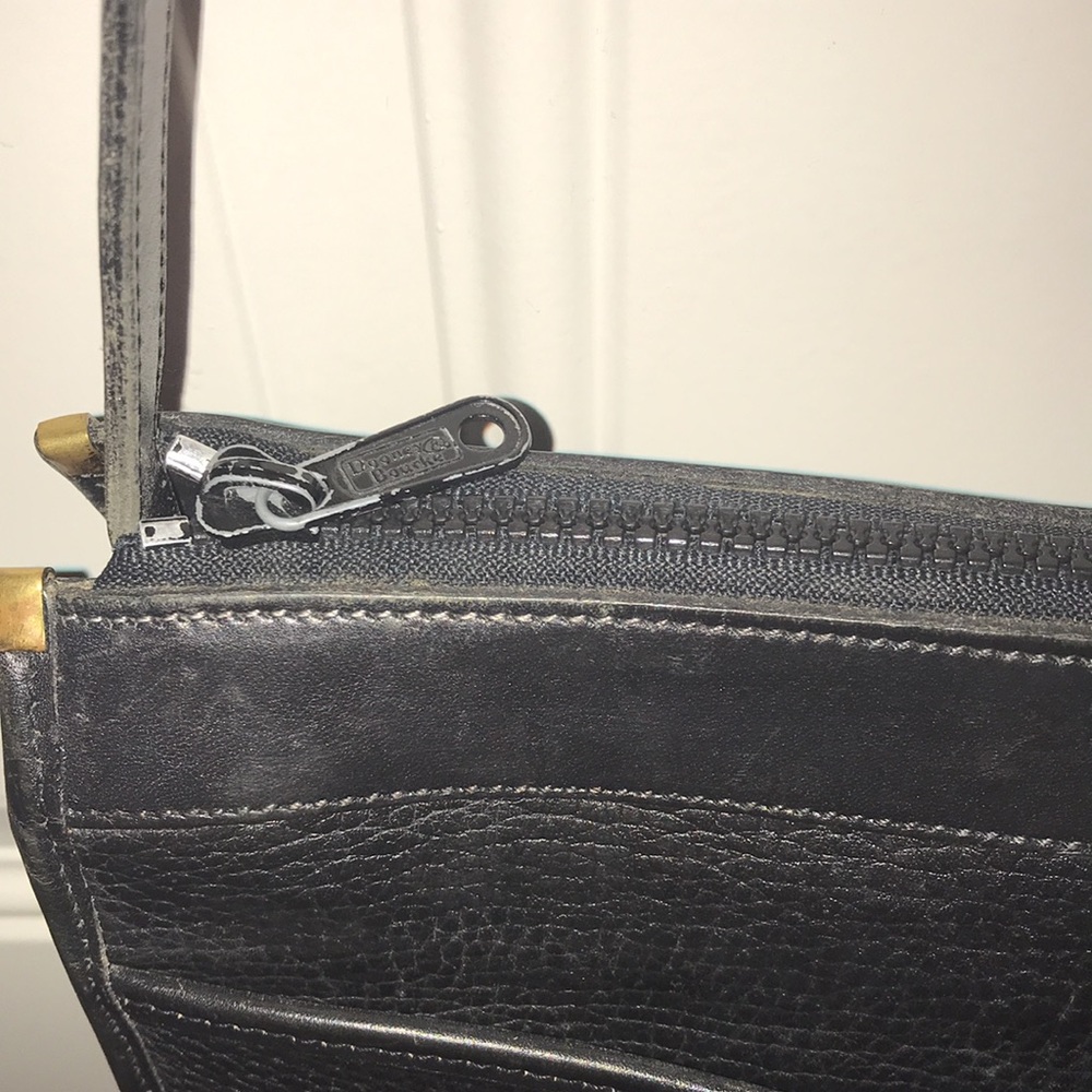 Vintage Dooney and Bourke Bag - Picture 11 of 14